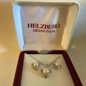 Helzberg Diamonds necklace and earring set